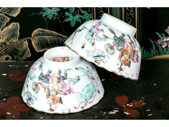 Alluring Antique Pair Of Chinese Famille Rose Porcelain Tea Bowls, 19th C.