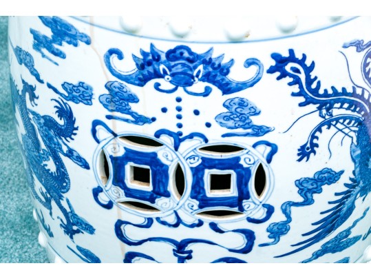 Traditional Chinese Blue And White Porcelain Garden Stool