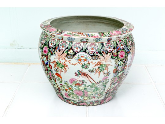 Decorative Chinese Export Style Famille Rose Ceramic Jardiniere