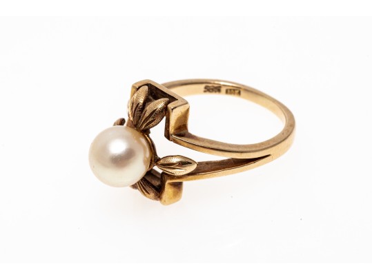 14K Single Pearl Open Form Ring, Size 7