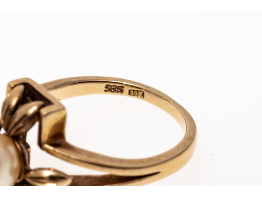 14K Single Pearl Open Form Ring, Size 7