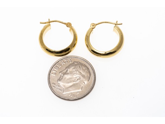 18k Yellow Gold Huggie Hoop Earrings