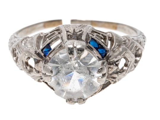 Platinum Vintage Filigree Solitaire Ring