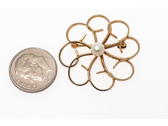 14k Yellow Gold Pretty Vintage Open Swirl Circle Brooch, Cultured 5mm Pearl Center