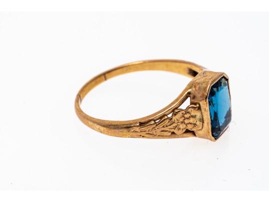 10k Gold Vintage Floral SidedRing, Size 5.75
