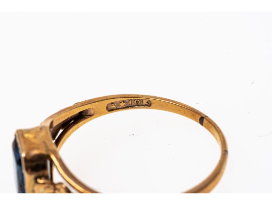 10k Gold Vintage Floral SidedRing, Size 5.75