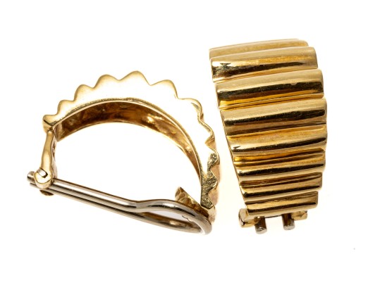 18k Yellow Gold Striking Chunky Horizontal Ribbed Half Hoop Earrings