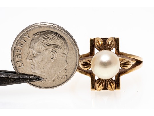 14K Single Pearl Open Form Ring, Size 7