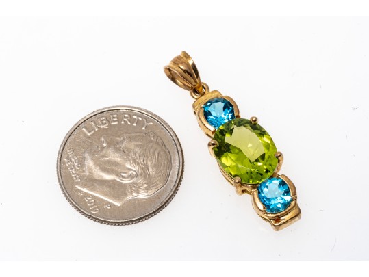 14k Yellow Gold Beautiful Blue Topaz And Peridot Stack Pendant
