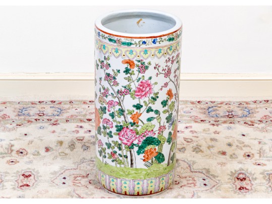 Chinese Famille Rose Porcelain Umbrella Stand
