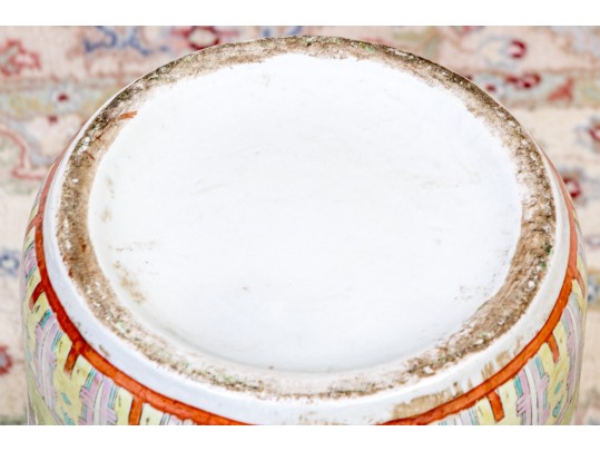 Chinese Famille Rose Porcelain Umbrella Stand