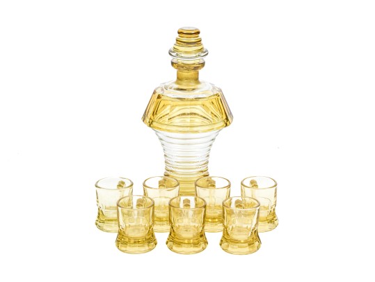 Eight Piece Glass Decanter And Spirit Glasses Set
