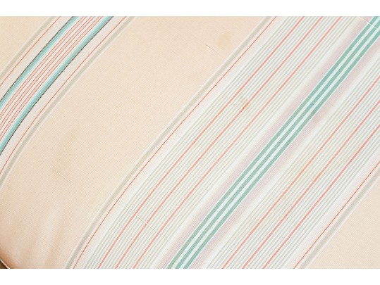 Stunning Vintage Queen Anne Style Mahogany Armchair