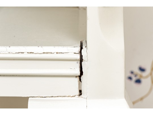 Vintage Louis XV Style White Finished Side Table