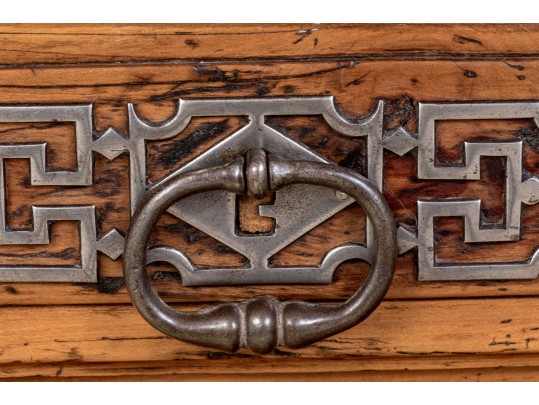 An Excellent Antique French Vaisselier, 18th Century 