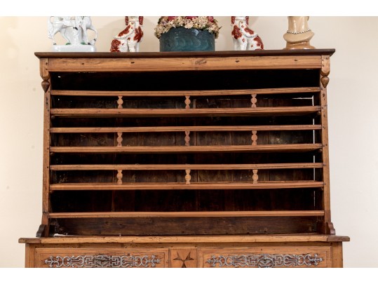 An Excellent Antique French Vaisselier, 18th Century 