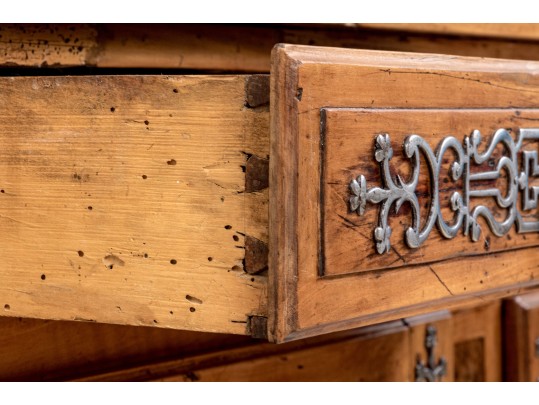 An Excellent Antique French Vaisselier, 18th Century 