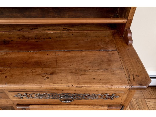 An Excellent Antique French Vaisselier, 18th Century 
