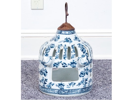 Vintage Blue And White Transferware Ceramic Bird Feeder, Circa 1940