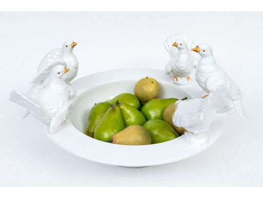 Decorative Ceramic Bird Bath Form Bowl With Five Moulded Doves