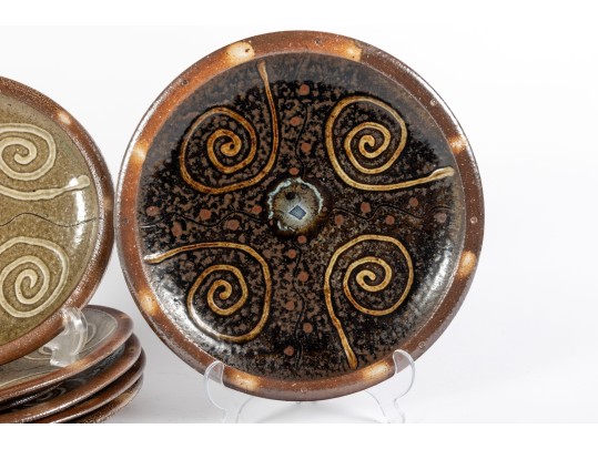 Mark Hewitt Pottery (North Carolina, B. 1955) Stoneware Plates