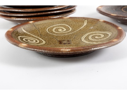 Mark Hewitt Pottery (North Carolina, B. 1955) Stoneware Plates