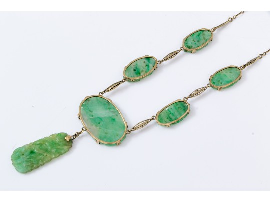 Classic 14K And Jade Vintage Necklace