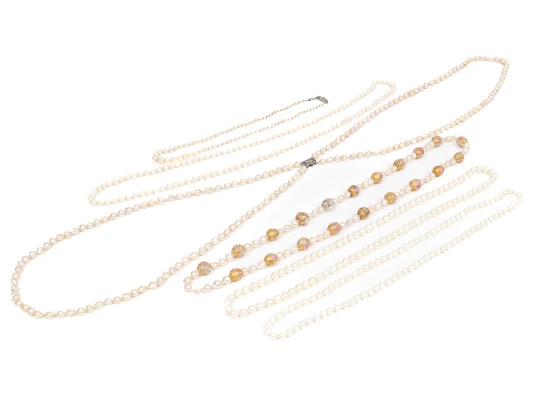 Lot Of Pretty Beaded Necklaces Including Cultured Pearl Strands