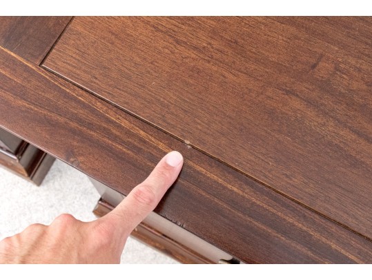 Handsome Pair Of Traditional Nightstands