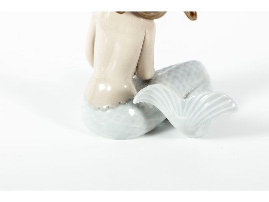 Mirage LLadro Porcelain Figurine