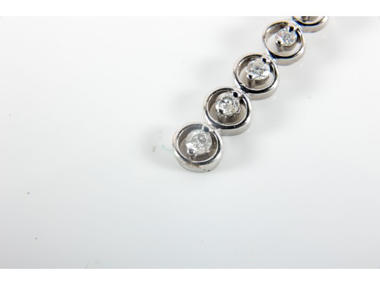 14K White Gold Graduated Diamond Pendant