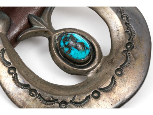 Wonderful Vintage Brown Leather Belt With Southwestern Horseshoe Decorations And Buckle