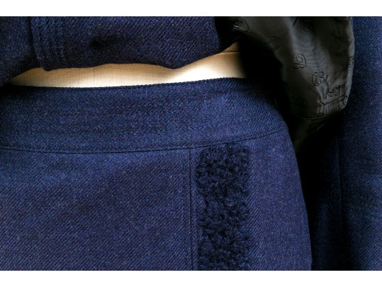 Blumarine Eye-catching Blue Wool And Cashmere Skirt Suit, Size 44 Italy (USA 8)
