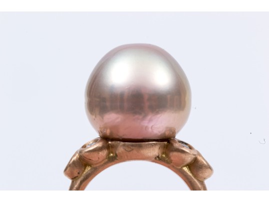 Outstanding South Sea Pearl And Diamond 18K Ring, Size 