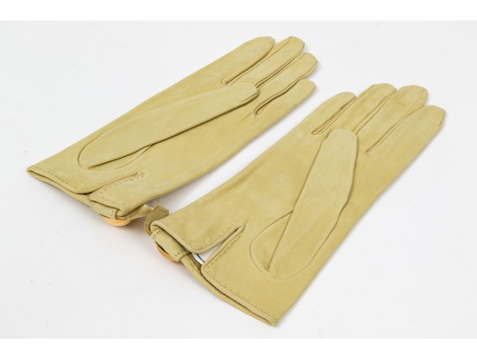Hermès Paris New Vintage Unworn Yellowish Ivory Leather Gloves, Size 7