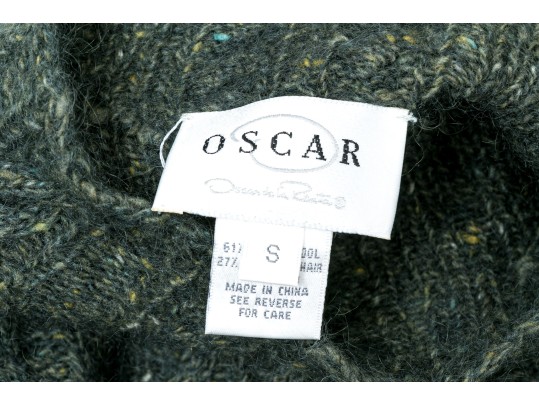 Oscar De La Renta Classic Grey Cable Knit Turtleneck Sweater, Size Small 