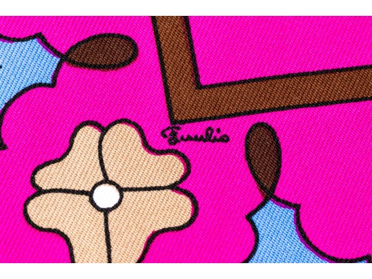 Emilio Pucci Beautiful Bold Floral Spray Motif Vintage Silk Scarf
