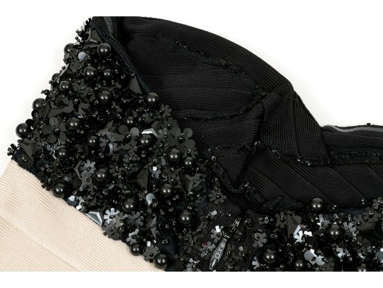 Hervé Léger Elegant Black And Ivory Bedazzled Strapless Sheath Dress, Size XS