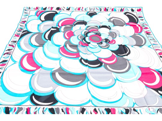 Emilio Pucci Lovely Dahlia Floral Motif Vintage Silk Scarf