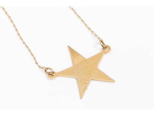 14K Delicate Star Pendant Necklace