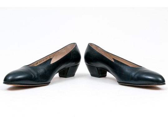 Salvatore Ferragamo Classic Blue Leather Pumps, Size 10B