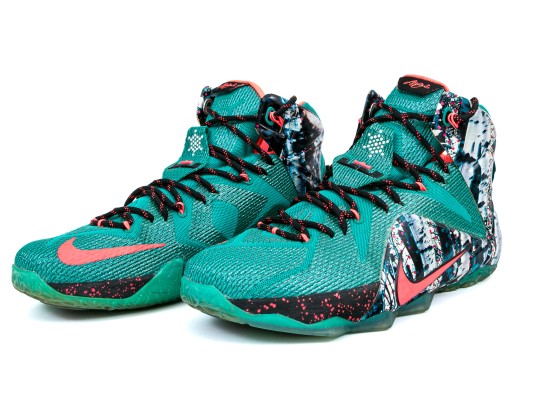 Nike Stunning 