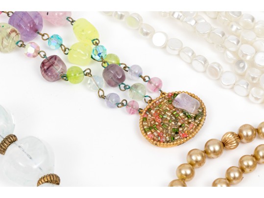 Lot Of Fabulous Assorted Vintage Costume Jewelry