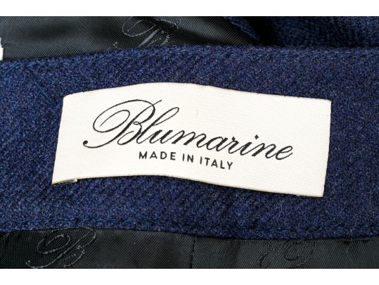 Blumarine Eye-catching Blue Wool And Cashmere Skirt Suit, Size 44 Italy (USA 8)