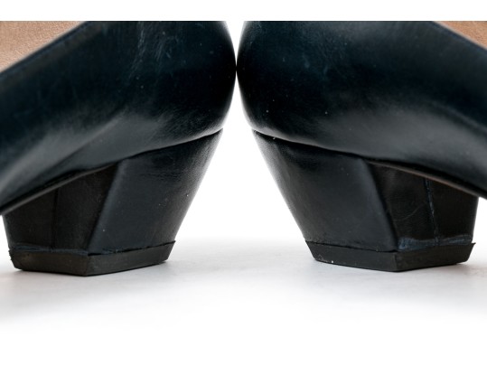 Salvatore Ferragamo Classic Blue Leather Pumps, Size 10B