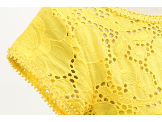 Nanette Lepore Adorable Yellow Cotton Eyelette Cap Sleeve Dress, Size 4