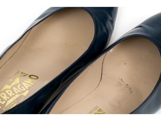 Salvatore Ferragamo Classic Navy Blue Leather Pumps, Size 10B