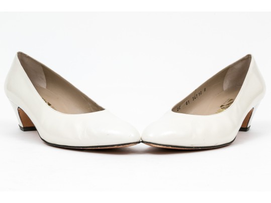 Salvatore Ferragamo Classic Light Ivory Leather Pumps, Size 10B