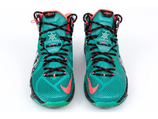 Nike Stunning 