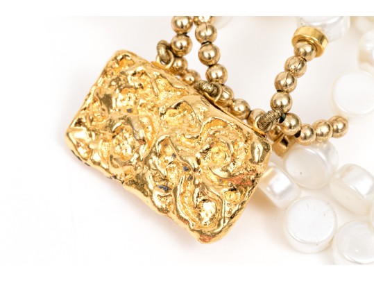 Lot Of Fabulous Assorted Vintage Costume Jewelry